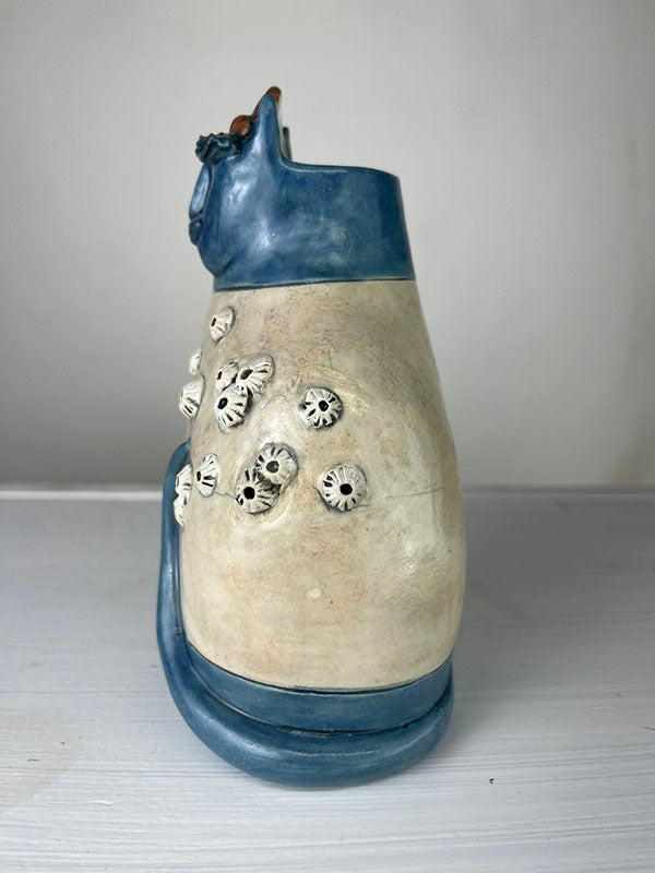 Porcelain Sailor Cat Vase A