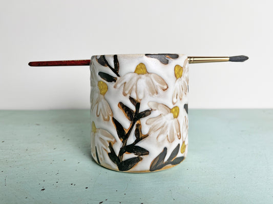 Daisy Pattern Watercolor Brush Cup
