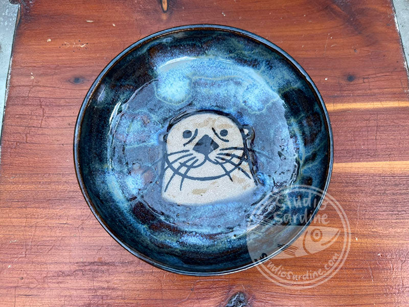 Otter Stoneware Dish A