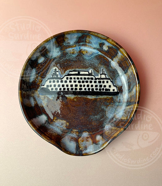 Hand-painted ferry stoneware spoon rest B