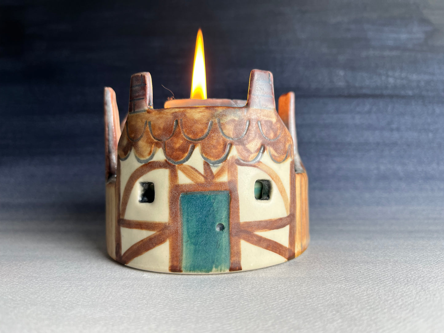 Village stoneware candle holder B