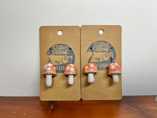 Studio Sardine Tiny porcelain toadstool mushroom earrings pinky purple