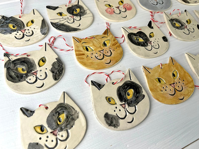 Side-eye Cat Face Tree Ornaments