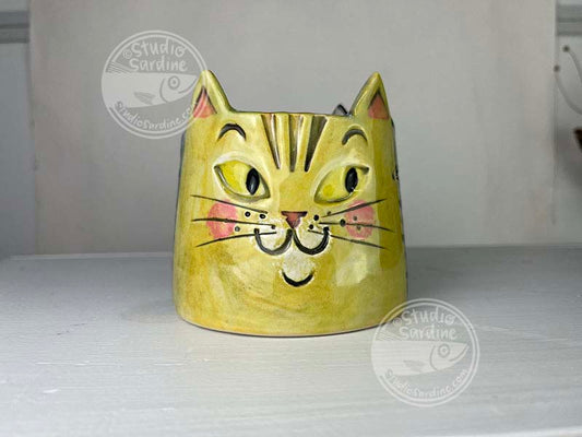 Studio Sardine Porcelain Cat Brush Cup B
