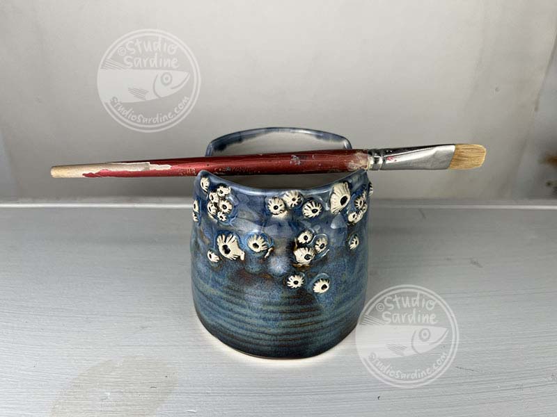 Studio Sardine Porcelain Barnacle Brush Cup