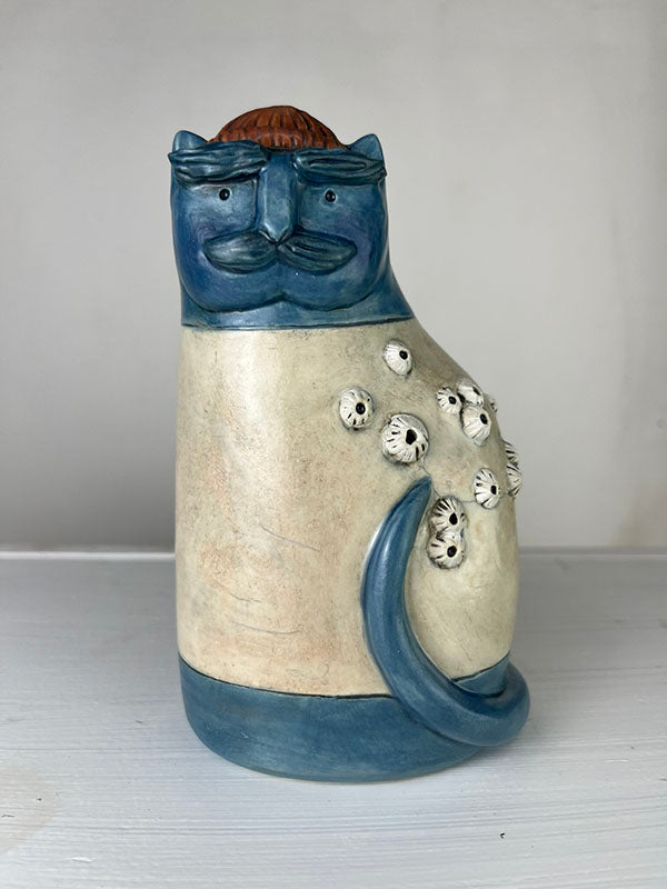 Porcelain Sailor Cat Vase A