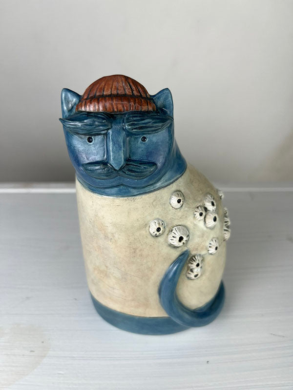 Porcelain Sailor Cat Vase A