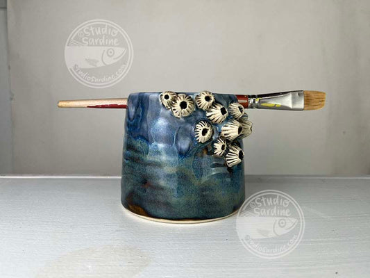Studio Sardine Porcelain Barnacle Brush Cup B