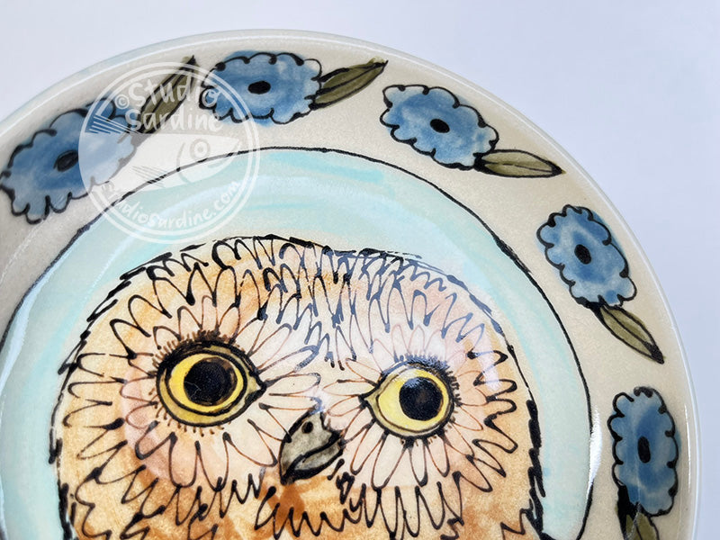 Hand-painted baby owl shallow stoneware bowl