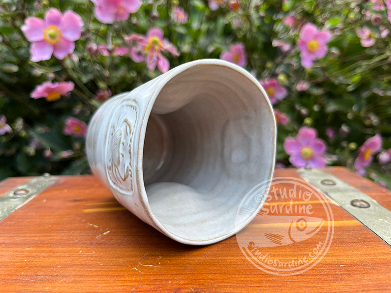 Stamped Crab Stoneware Dimple Tumbler C