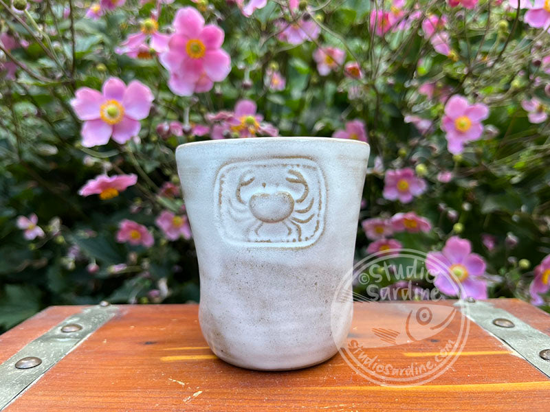 Stamped Crab Stoneware Dimple Tumbler F