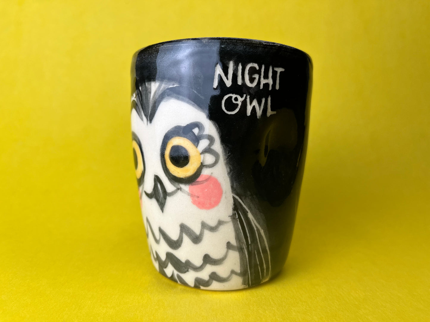 Night Owl tumbler with scalloped eyelashes