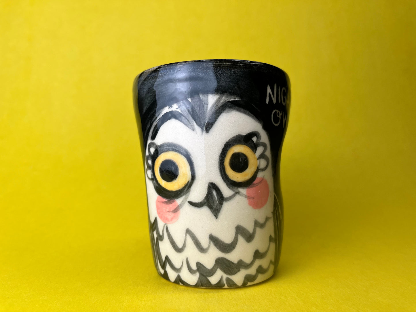 Night Owl tumbler with scalloped eyelashes