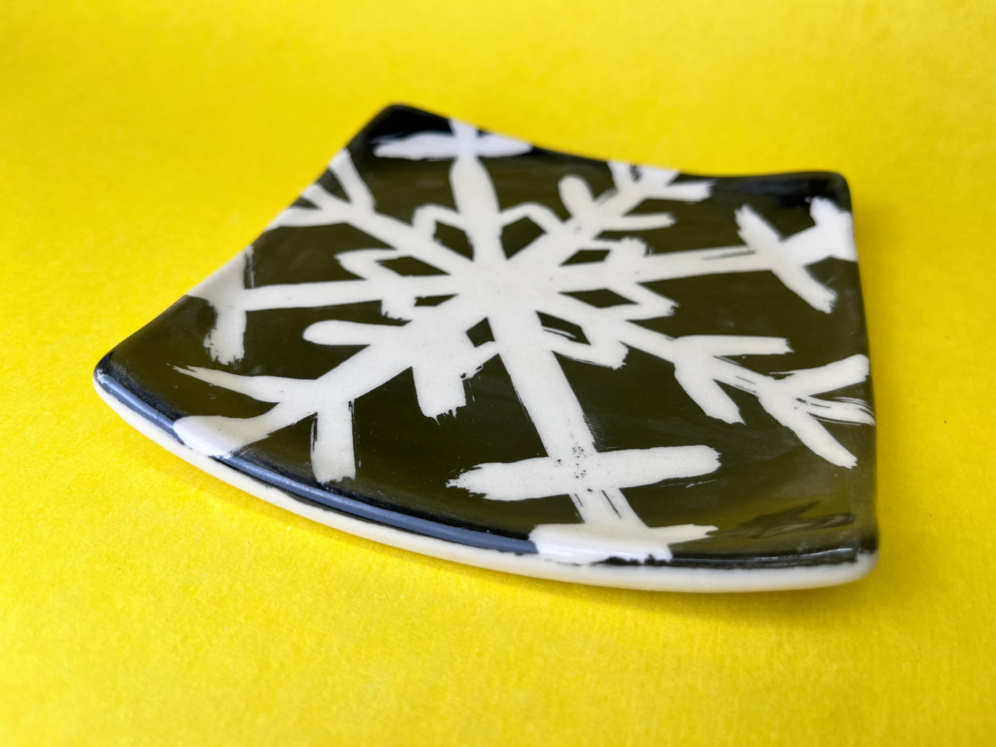 Graphic snowflake handmade porcelain square plate