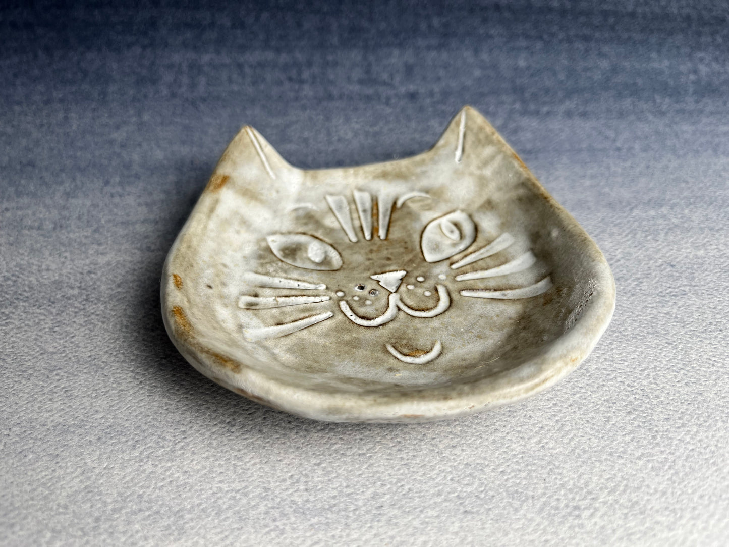 Small Rustic Cat Ring Dishes