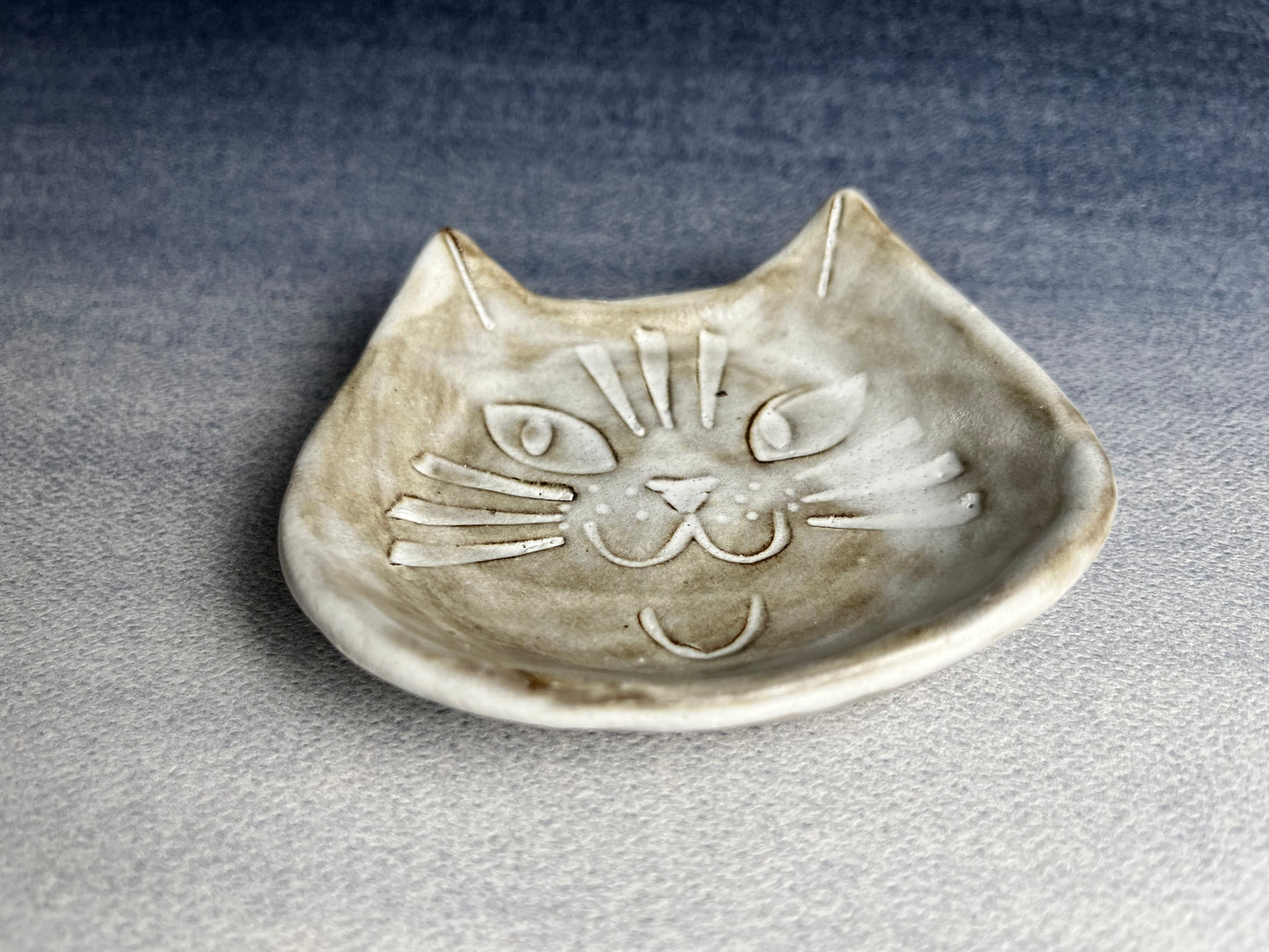 Small Rustic Cat Ring Dishes